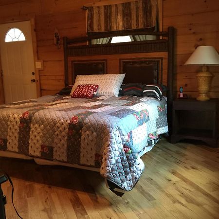 Hotel Log Cabin In Smoky Mountains Sevierville Exterior foto